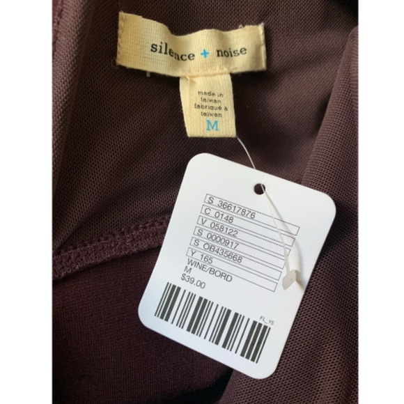 NWT Urban Outfitters Maroon / Wine Deep V Tank - Picture 8 of 8